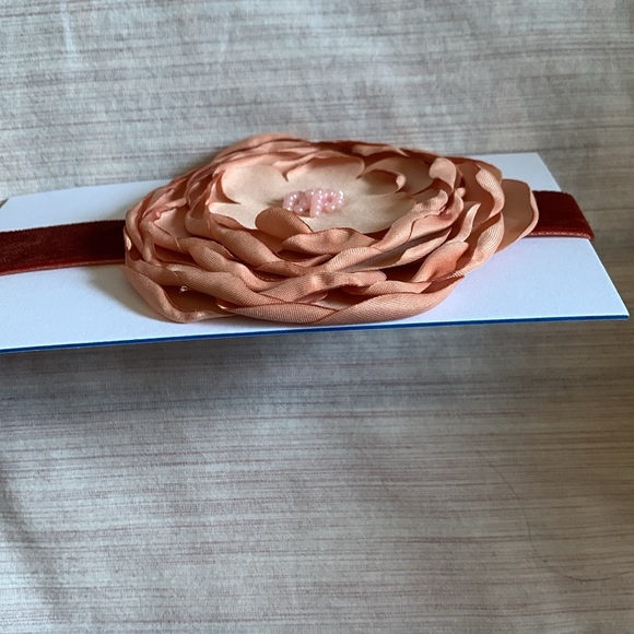 NWT UO rosette choker - Picture 6 of 9